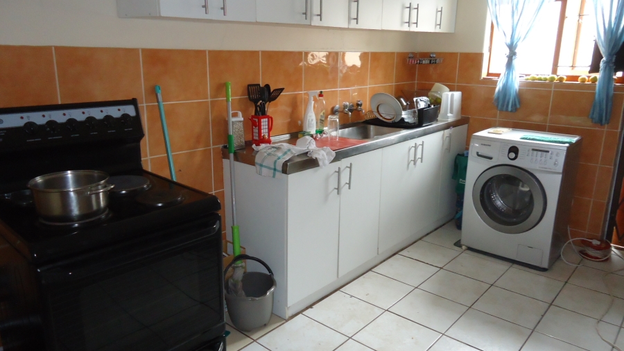 To Let 3 Bedroom Property for Rent in Kenwyn Western Cape